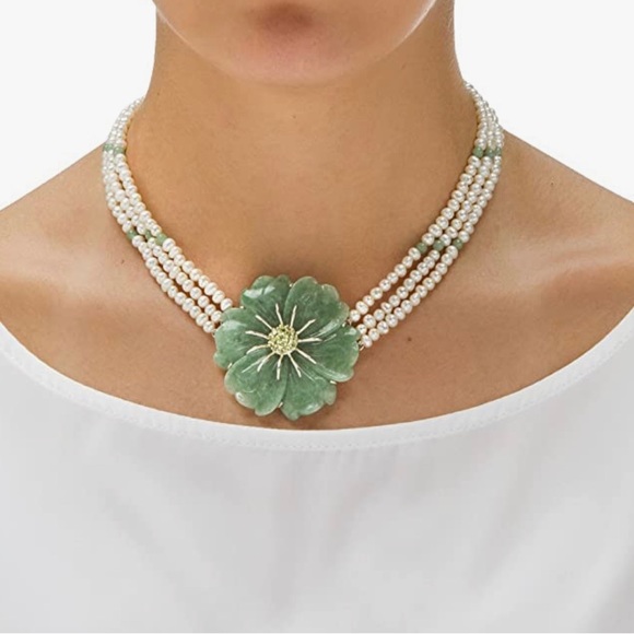 Genuine Green Jade Sterling Silver Flower Necklace bracelet and earring set - Picture 2 of 10